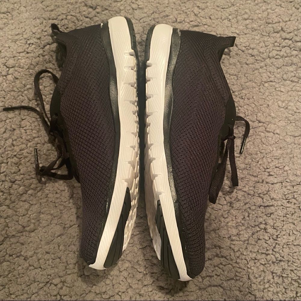 Sketchers Lite Weight Black Sneakers Sz 10 Woman’s - Picture 5 of 12